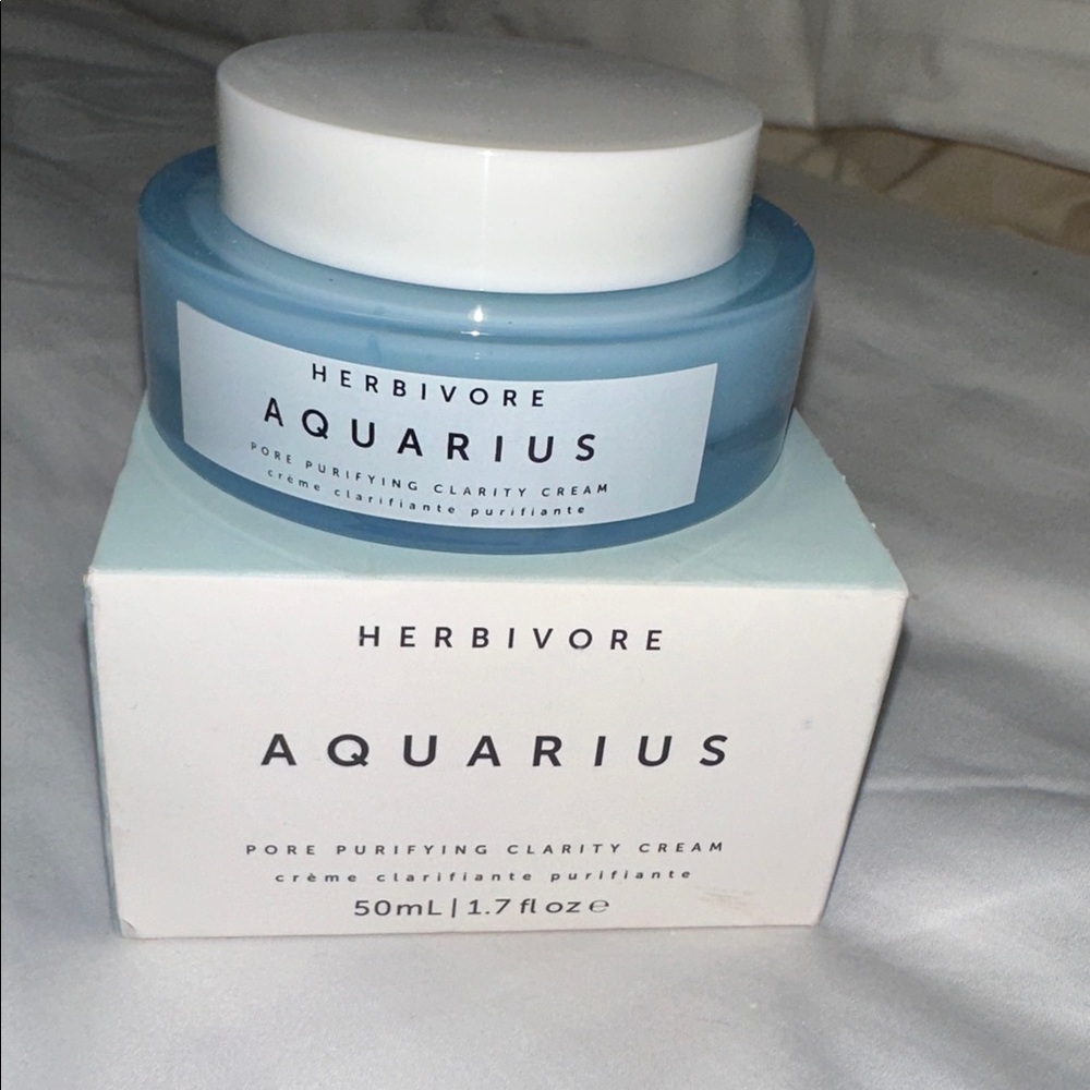 ✅ Aquarius Pore Purifying Clarity Cream - White